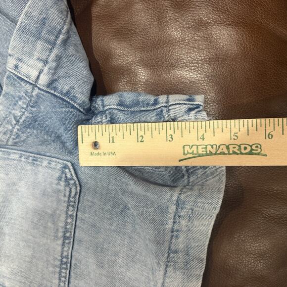 Gap Easy Denim Shorts Light Indigo Womens Small , Classic Fit - Picture 9 of 15